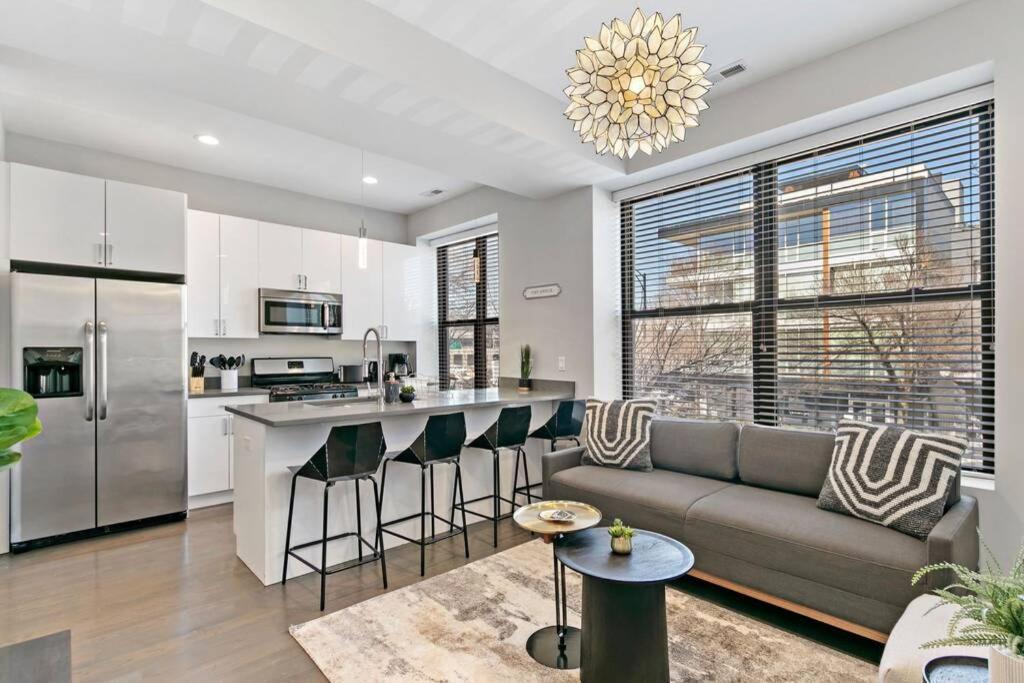 Cozy & Modern 3br - Division 201w *