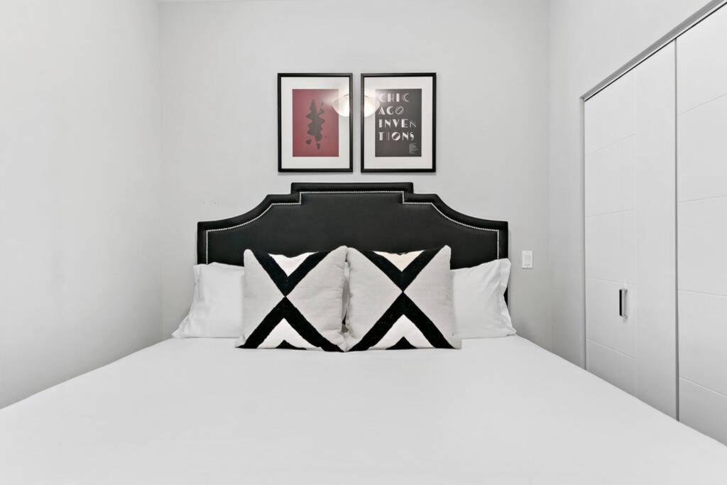 Cozy & Modern 3br - Division 201w Apartment